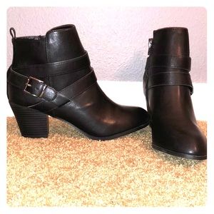Black Express booties